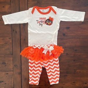 Baby Essentials Thanksgiving Outfit, Size 9 Months